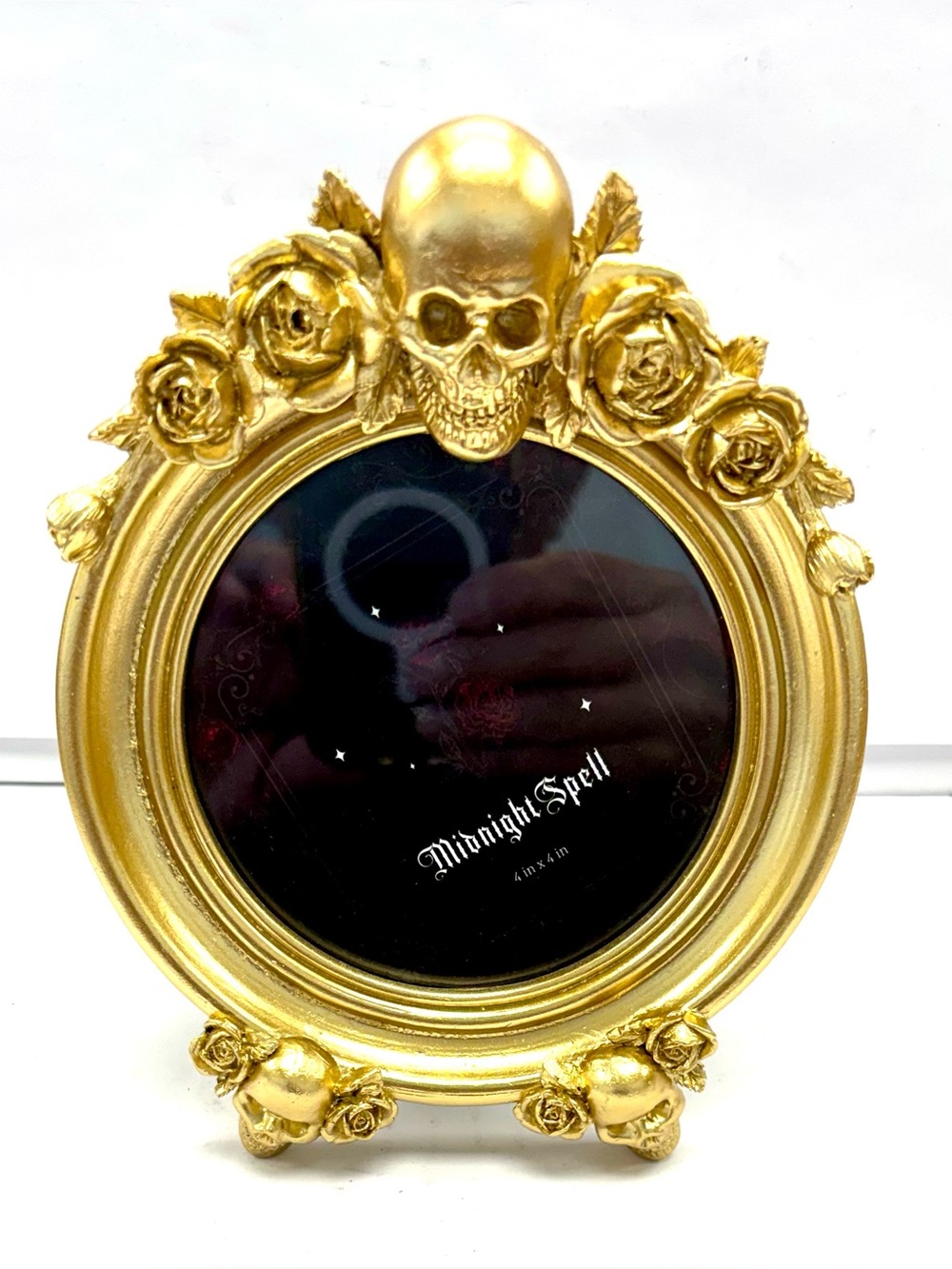 Gothic Skull & Rose 4 x 4 Round Picture Frame F441002